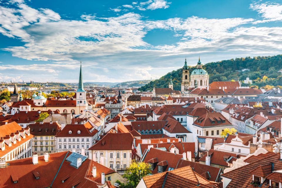 Prague: Castle and Lesser Town Walking Tour With Local Guide - Good To Know