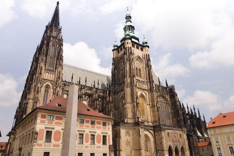 Prague: Castle, National Museum & Town Hall Tickets & Audio - Good To Know