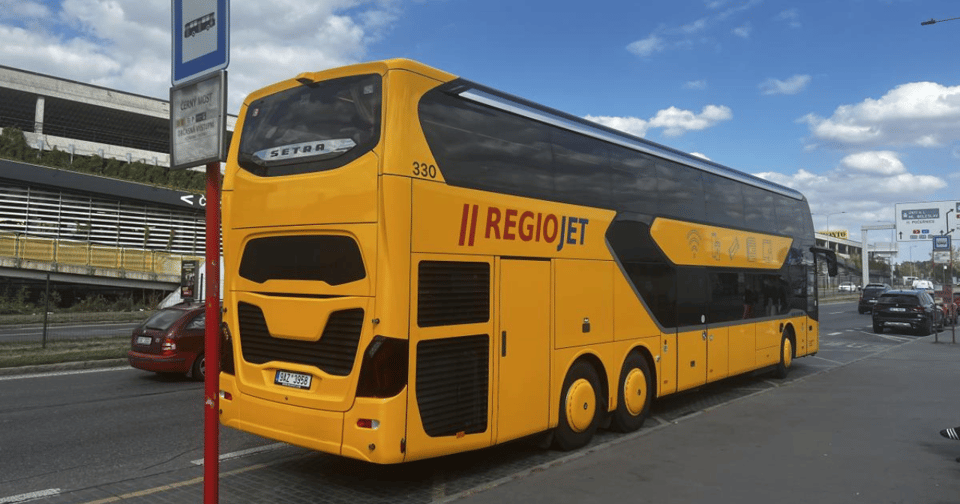 Prague: Convenient Bus Service to Transfer To/From Brno - Onboard Amenities