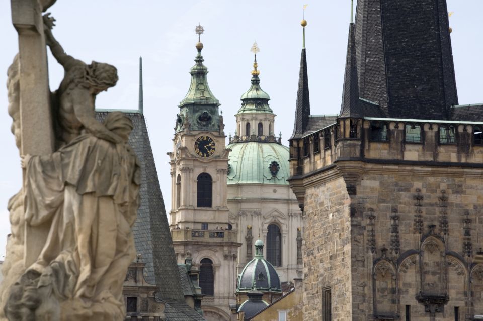 Prague: Prague Castle and Little Quarter Guided Walking Tour - Good To Know