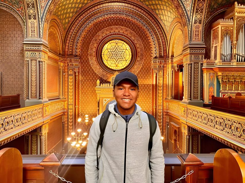 Prague: Private Tour Inside the Jewish Cemetery & Synagogues - Good To Know