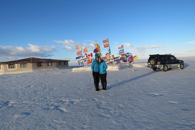 Private 1D 1N Trip From La Paz to Uyuni Salt Flats by Air.