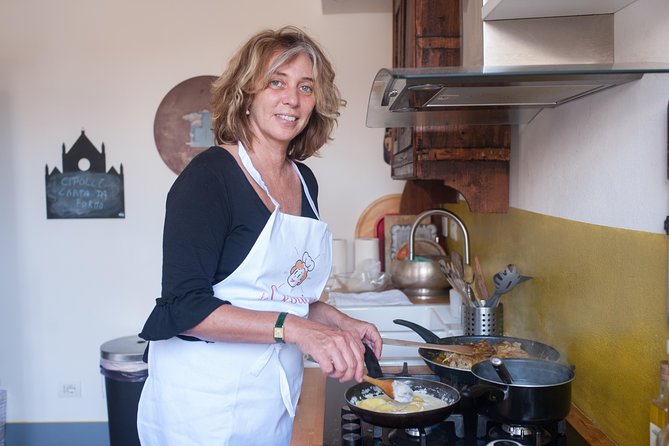Private Cooking Class at a Cesarinas Home in Pisa - Good To Know