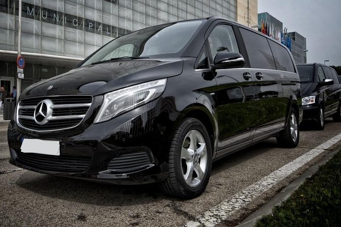 Private Departure Munich City to Munich Airport by Luxury Van - Good To Know