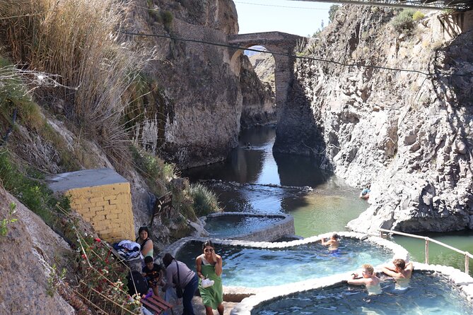 Private Full Day Tour to Colca Canyon With Breakfast - Good To Know