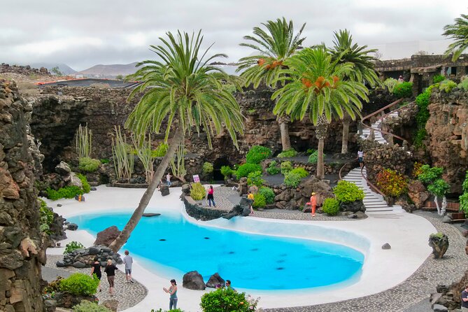 Private Luxury Tour of Jameos Del Agua and Cueva De Los Verdes in Lanzarote - Tour Overview