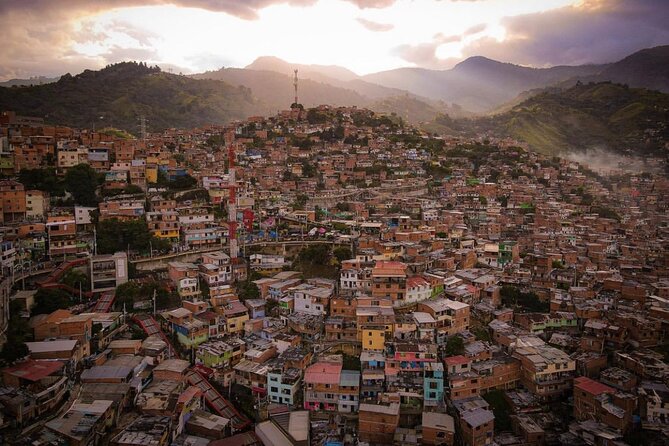 Private Medellín City Tour + Comuna 13-Graffiti! - Good To Know
