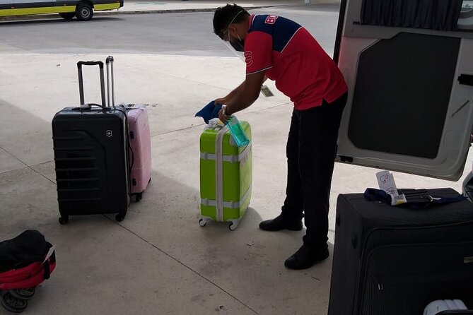 Private Roundtrip Transfer VAN-Santo Domingo Airport-Uvero Alto Hotels - Good To Know