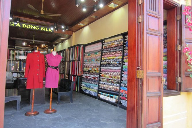 Private Shanghai City Day Tour With Best Highlights and Shopping