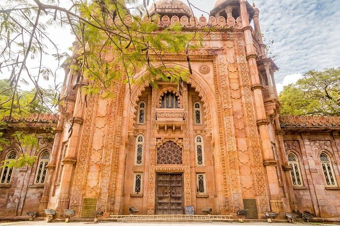 Private Tour: Chennai Sightseeing Including Fort St George and Government Museum - Good To Know