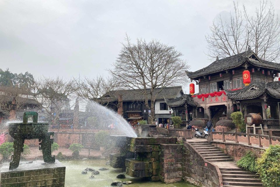 Private Tour to Leshan Giant Buddha & Huanglongxi Old Town - Good To Know