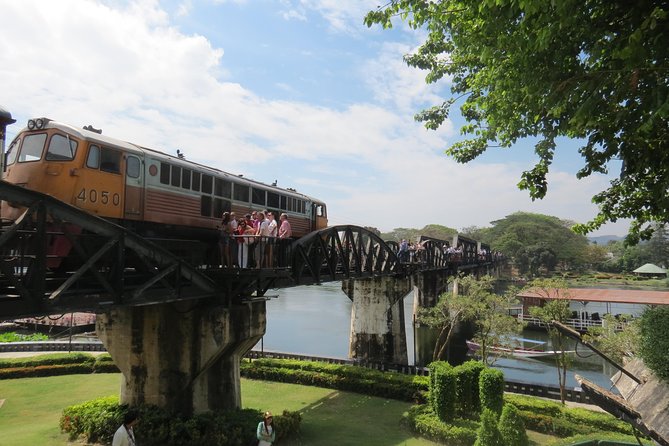 Private Tour to the Floating Market and Bridge Over River Kwai - Good To Know