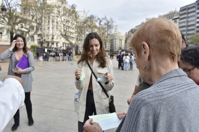 Private Walking Tour of Games and History in the Center of Valencia - Tour Overview