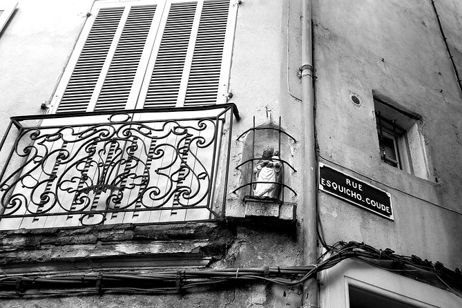 Public Visit of Aix-En-Provence the Streets Are Told - Good To Know