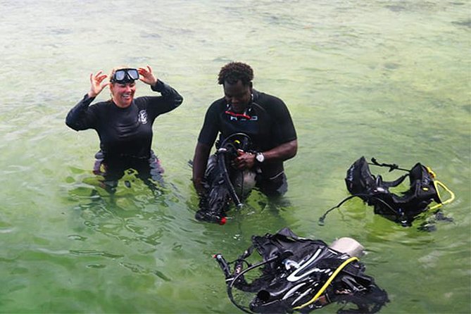 Roatan Reactive-Refresher Dive Course - Good To Know