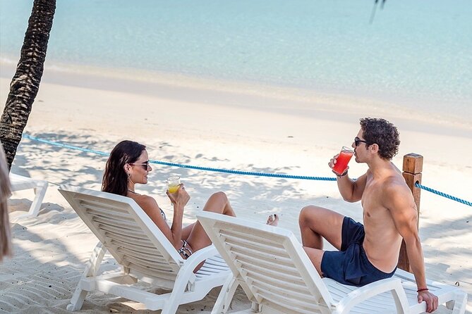 Roatán West Bay Beach Club With Private Driver - Good To Know