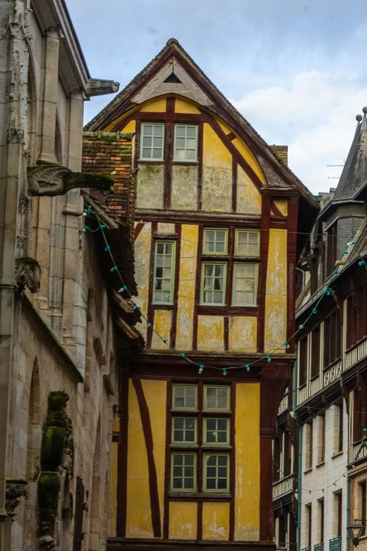 Rouen Reverie: Exclusive Private Guided Walking Tour - Key Points