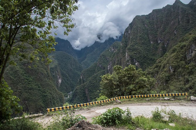 Round-Trip Official Bus Ticket to Machu Picchu - Good To Know