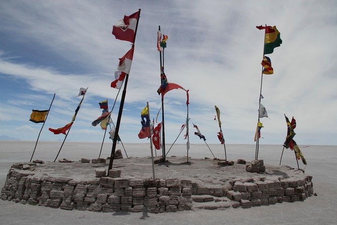 Salar De Uyuni - 1 Full Day Tour - Train Cemetery Exploration