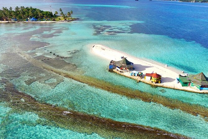 San Andres Combo: Johnny Cay, Aquarium, Bahia and Island Tour - About Your Stay