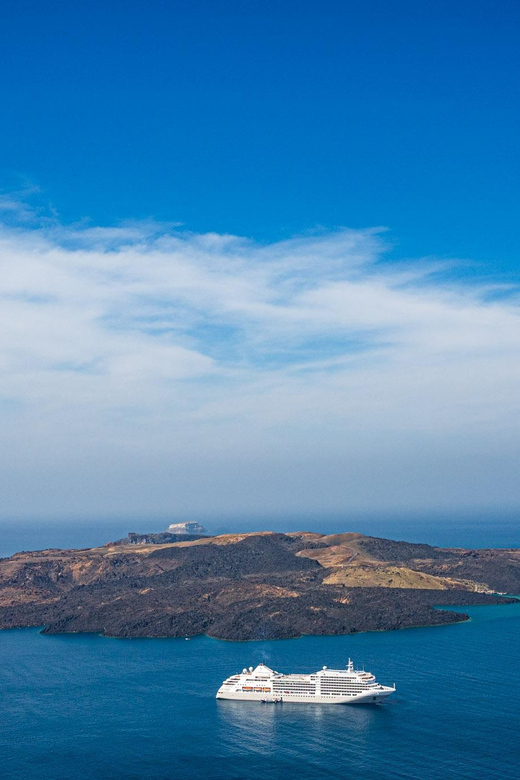 Santorini: Discover the Beauty of Fira by Foot. - Good To Know