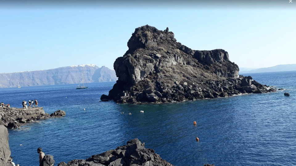 Santorini: Private Motorboat Cruise and Volcano Hike - Itinerary Details