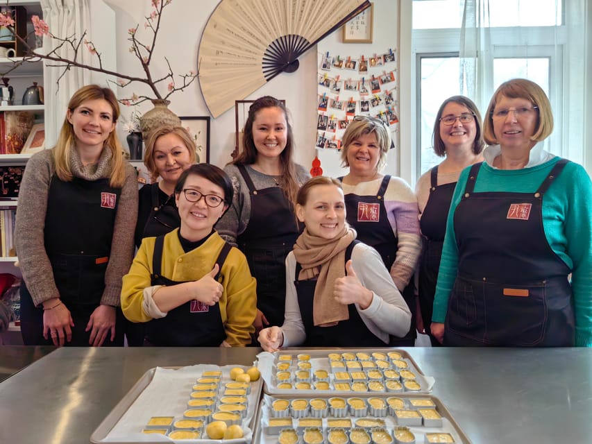 Shanghai:Pineapple Cake Making+Longjing Tea Ceremony - Good To Know