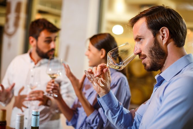 Sonoma Plaza Food and Wine Pairing Tour - Good To Know