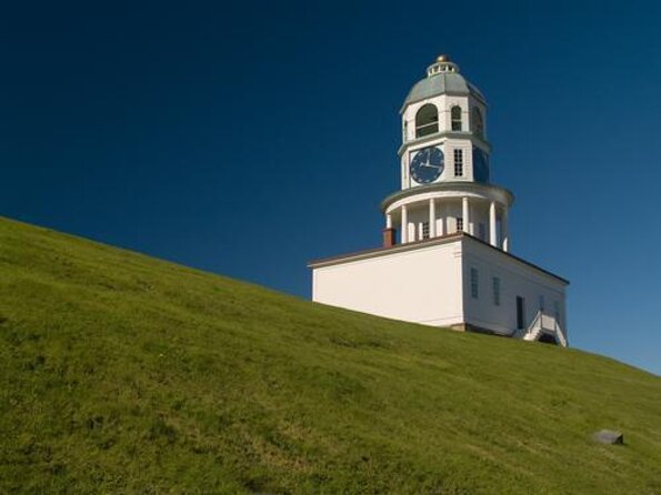 Splendid Walking Tour in Halifax Full of Romance - Good To Know