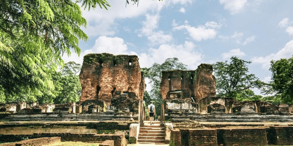 Sri Lankas Ancient Wonders: Sigiriya Rock and Polonnaruwa - Good To Know