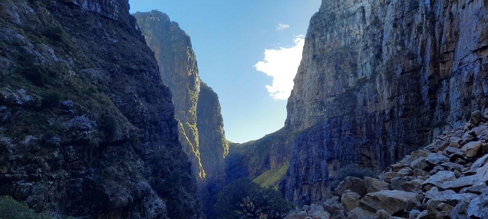 Stellenbosch: Devil's Kloof Hike - Good To Know