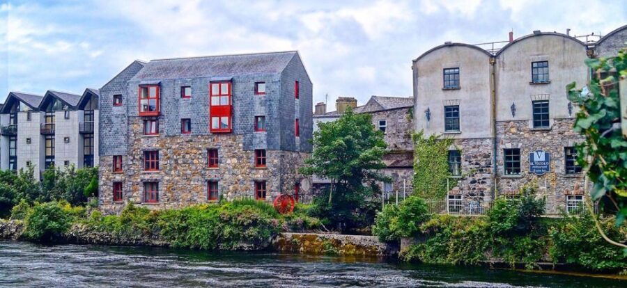 Galway City: Guided 1.5-Hour Walking Tour