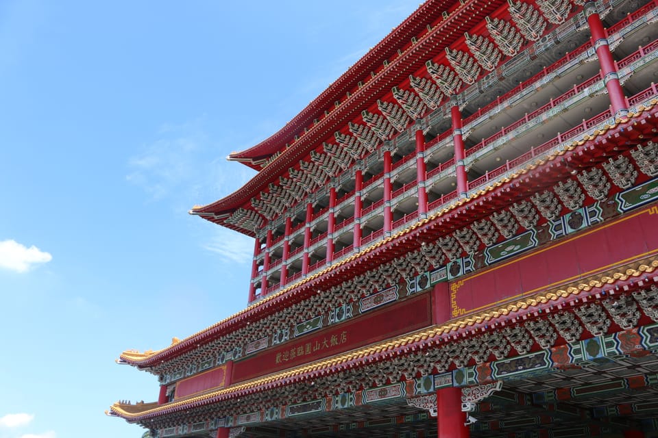 Taipei: Classic Landmarks Day Tour - Key Points