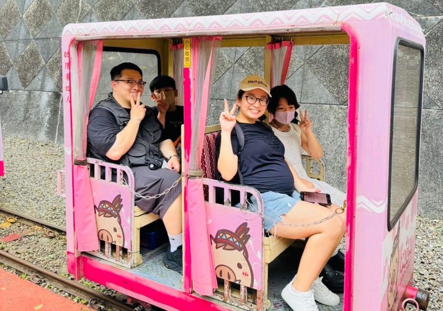 Taipei: Private Day Tour in Wulai With Benz Vito - Key Points