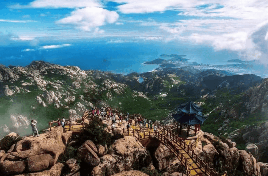 Take Metro From Qingdao to Laoshan Day Tour With Cable Car