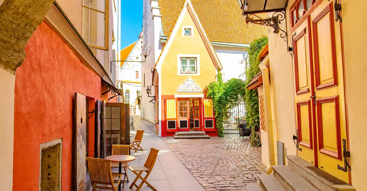 Tales of Tallinn: 4-hour Combo Bus & Walking Tour - Key Points