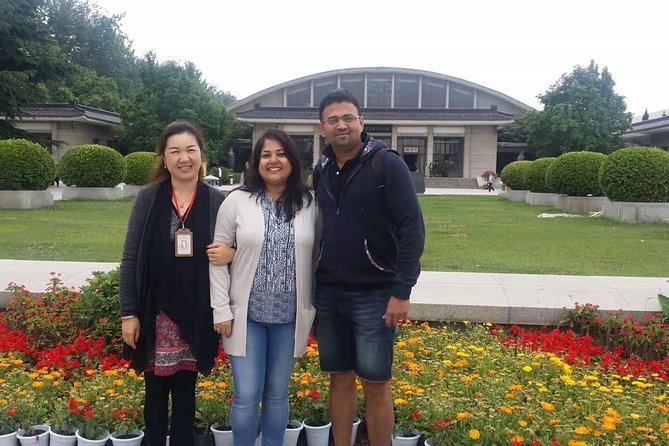 Terracotta Army Guide Day Tour With City Wall and Muslim Quarter - Tour Overview