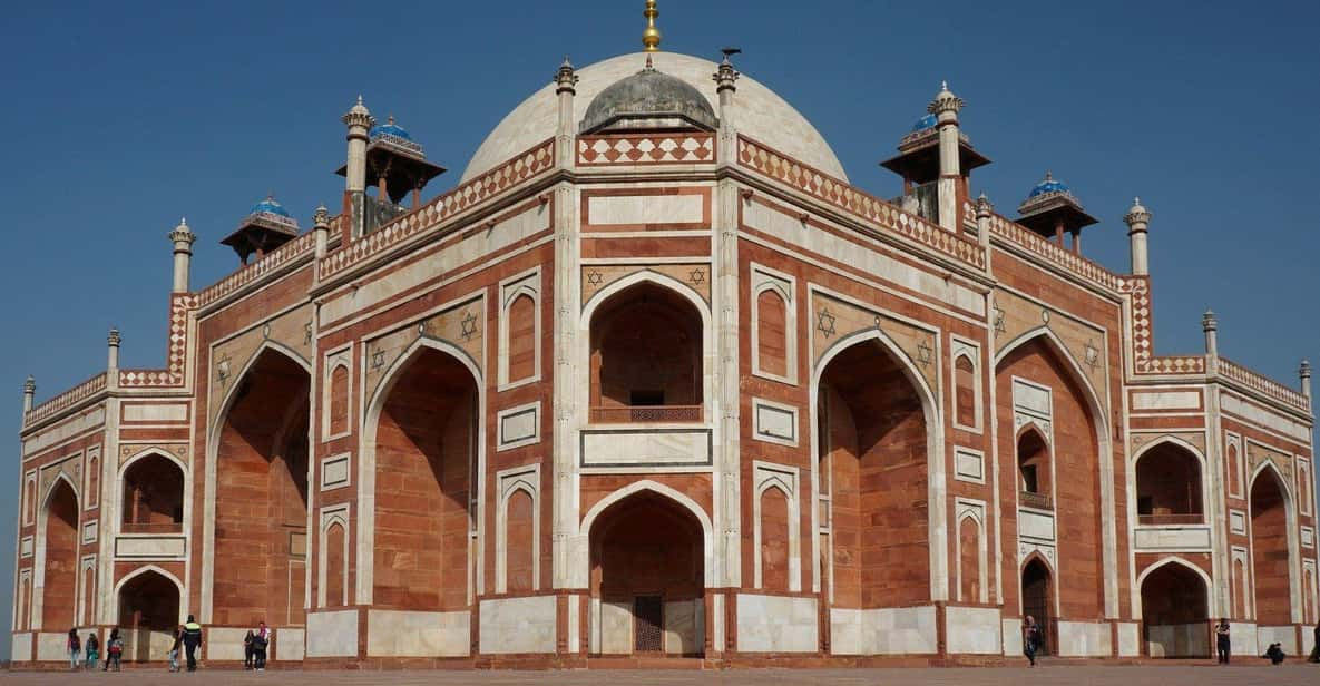 The Heritage Trail: Delhi, Agra, Varanasi & Ayodhya - Accommodation and Transportation