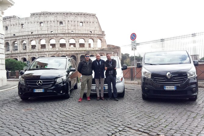 Tour in Rome in a Private Licensed Minivan - Good To Know