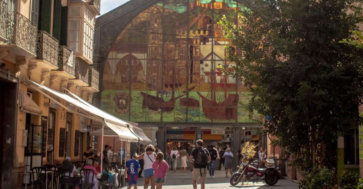 Tour of the Historic Center of Málaga Around the Market - Good To Know