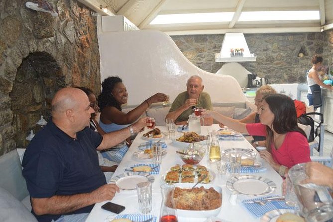 Traditional Lunch or Dinner With Drinks in Mykonos - Good To Know