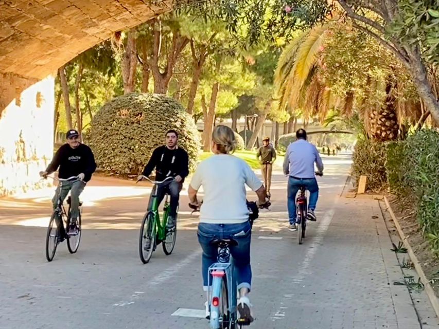 Valencia: 2-in-1 Biking and Walking Audio-Guided Route - Good To Know