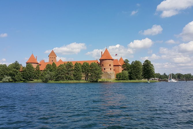 Vilnius Custom Day Trip to Trakai and Kernave - Tour Overview