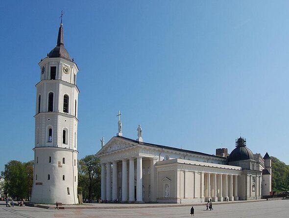 Vilnius Private Photoshoot Tour - Good To Know