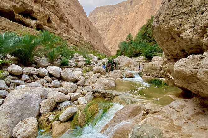 Wadi Shab and Bimmah Sinkhole Full Day Tour - Good To Know