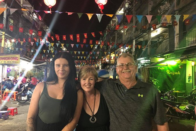 Walking Food Tour With Accommodation Pick Up - Good To Know