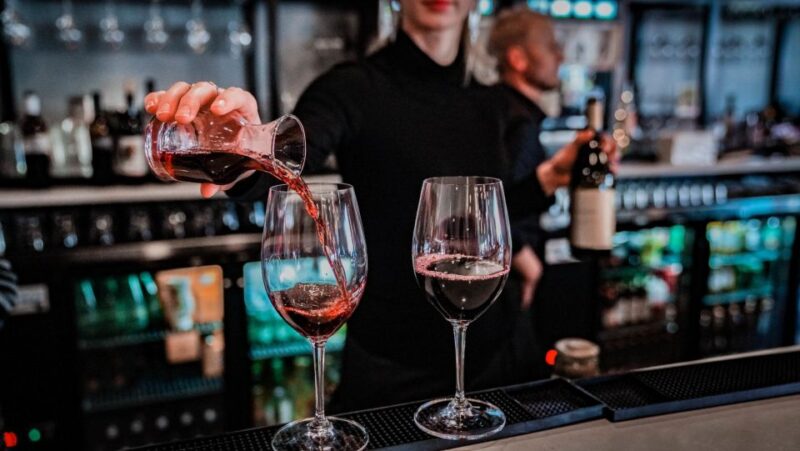 Wine Tasting Walk in Jewish Quarter Bars - Good To Know