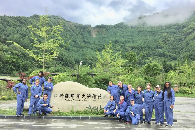 Wolong Panda Base Volunteering Program From Chengdu - Good To Know