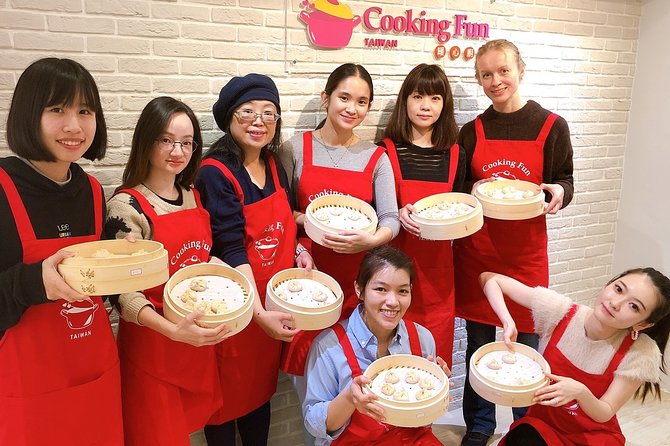 Xiao Long Bao, Chicken Vermicelli With Mushroom and Sesame Oil, Tofu Strips Salad, Bubble Milk Tea. Taiwan Traditional Delicacies Experience-A (Taipei Cooking Class) - Good To Know