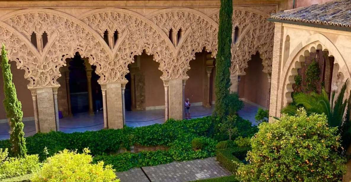 Zaragoza: Guided Tour of the Aljafería Palace in Spanish - Good To Know